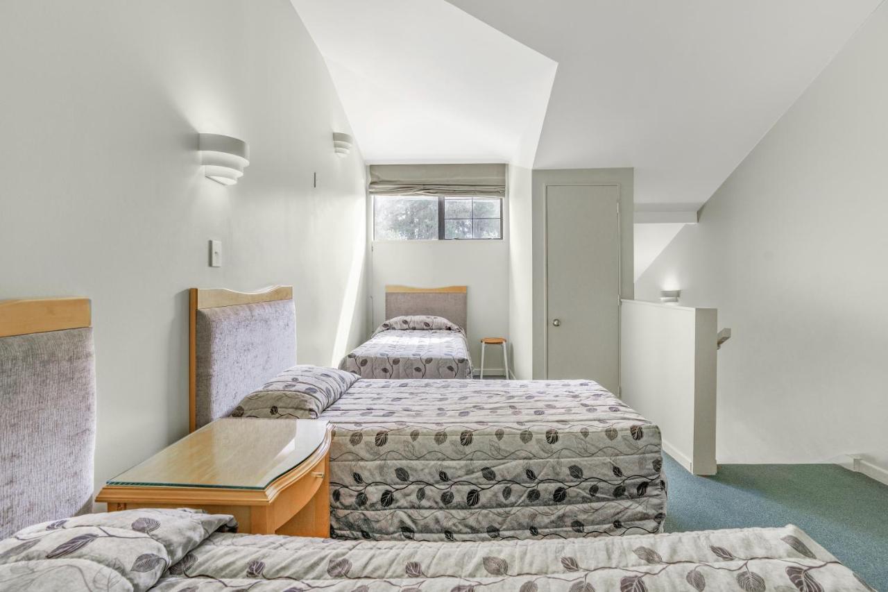 Capital Lodge Motor Inn Веллингтон Экстерьер фото