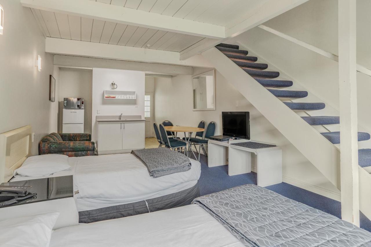 Capital Lodge Motor Inn Веллингтон Экстерьер фото
